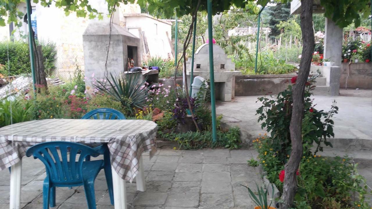Къща За Гости "Пердика" Ξενοδοχείο Obzor Εξωτερικό φωτογραφία